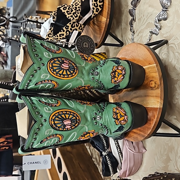 Double D Ranch boots - Picture 2 of 6